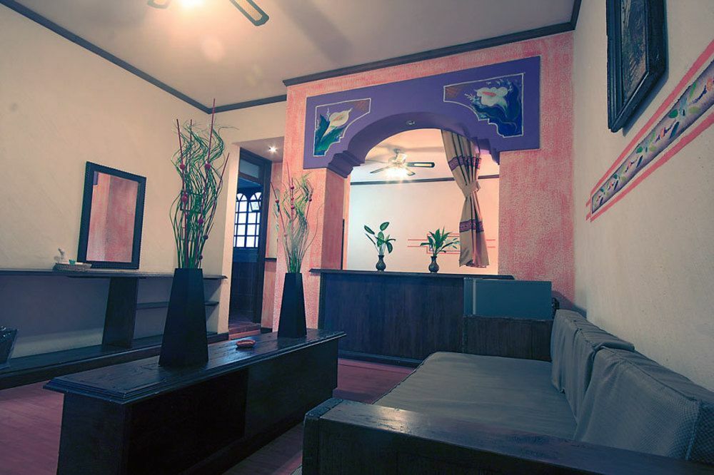 Hotel Regis Uruapan  Exterior photo